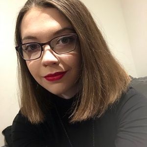 Meet your Posher, Deeanna